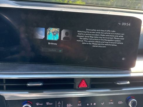 Certified 2024 Kia Sorento SX AWD/4WD image 3