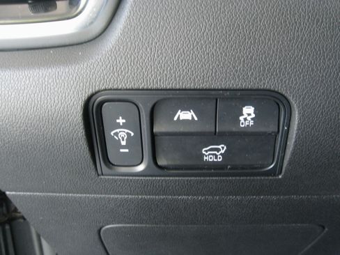 Used 2023 Kia Sorento SX image 19