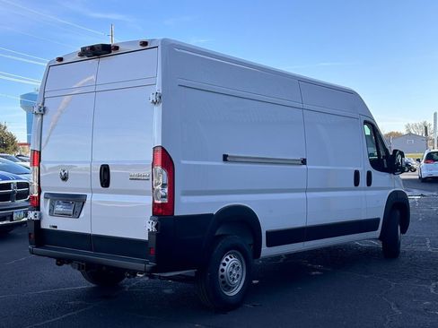 New 2026 RAM ProMaster 2500 w/ Convenience Group FWD image 4