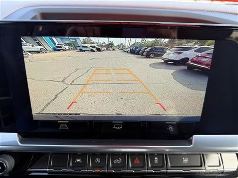 Certified 2023 Chevrolet Silverado 1500 RST w/ Convenience Package II image 21