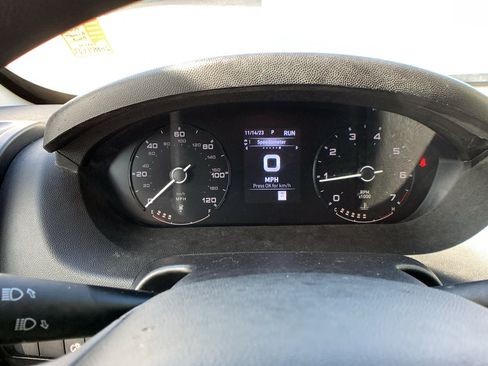 Used 2023 RAM ProMaster 2500 FWD image 11