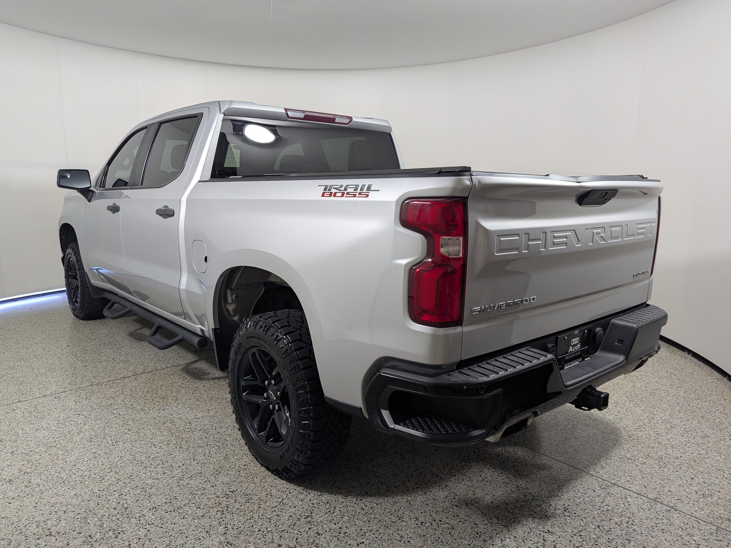 Used 2021 Chevrolet Silverado 1500 Custom Trail Boss AWD/4WD image 5