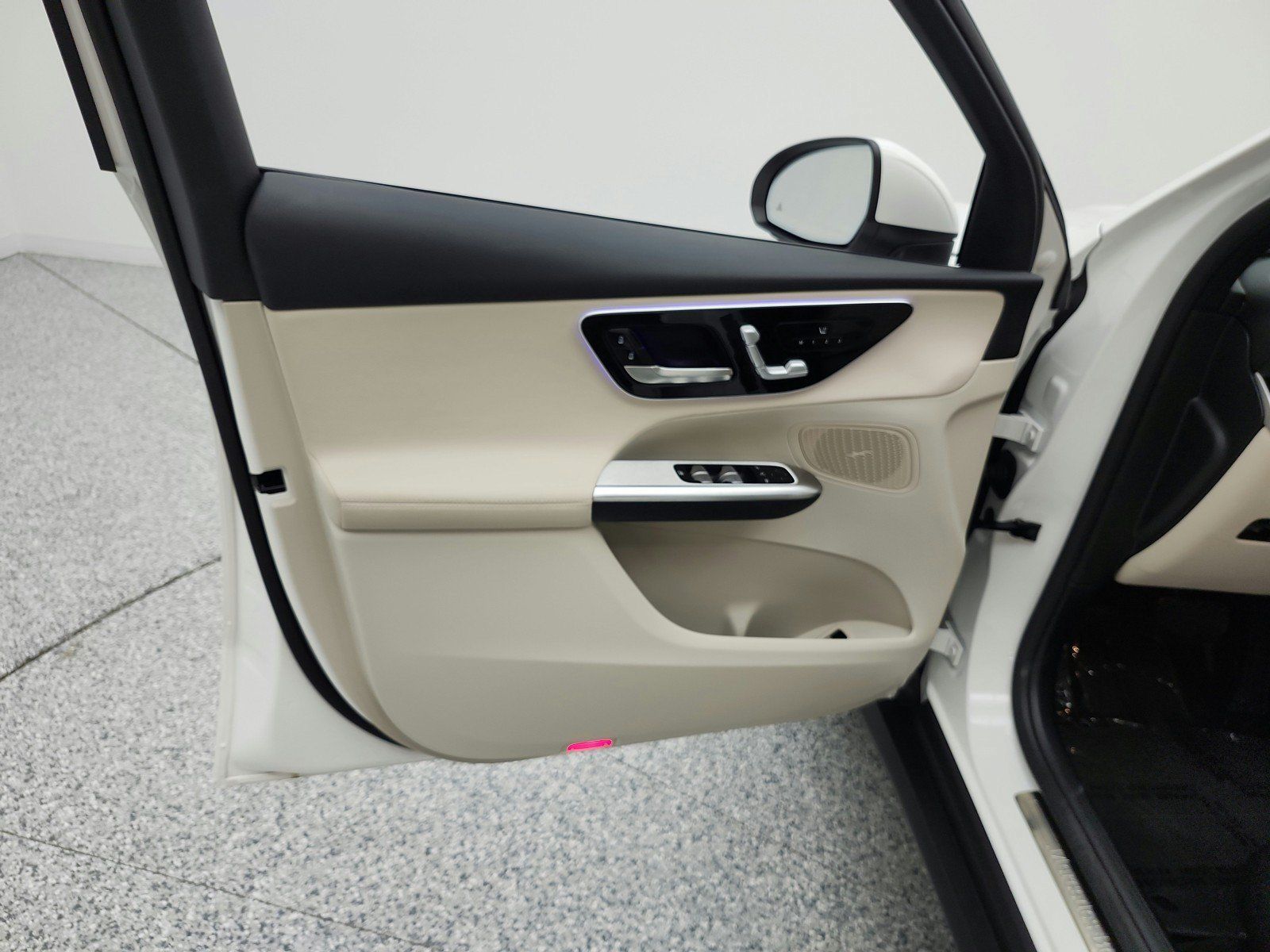 Certified 2026 Mercedes-Benz GLC 300 4MATIC image 15