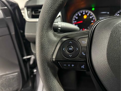 Used 2022 Toyota RAV4 LE image 14