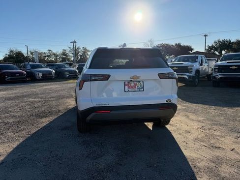 New 2026 Chevrolet Equinox LT image 9