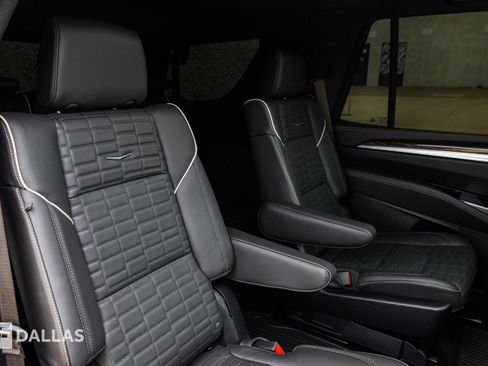 Used 2025 Cadillac Escalade Sport Platinum w/ LPO, Floor Liner Package image 46