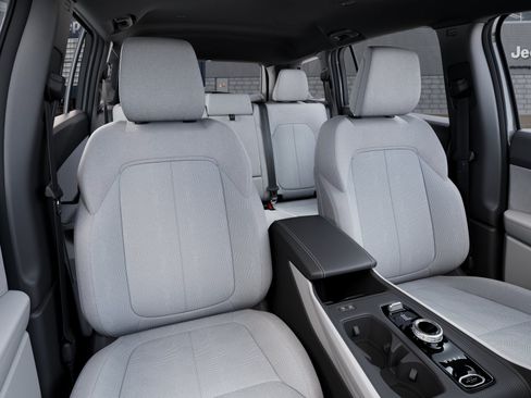 New 2026 Jeep Cherokee Laredo AWD/4WD image 15