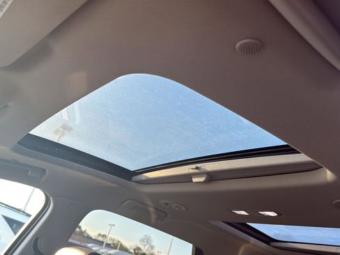 Used 2020 Buick Enclave Avenir w/ Avenir Technology Package image 28