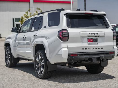 New 2026 Toyota 4Runner TRD Sport AWD/4WD image 8