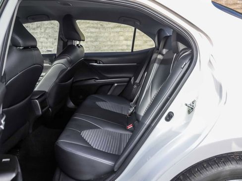 Used 2024 Toyota Camry SE image 22