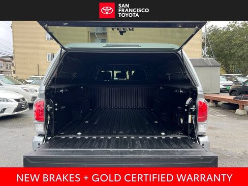 Certified 2022 Toyota Tacoma TRD Off-Road w/ Technology Package AWD/4WD image 36
