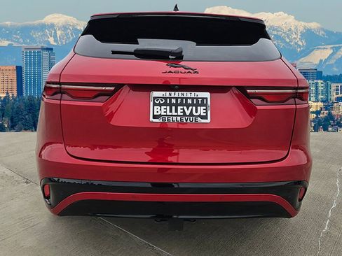 Used 2024 Jaguar F-PACE R-Dynamic S image 6