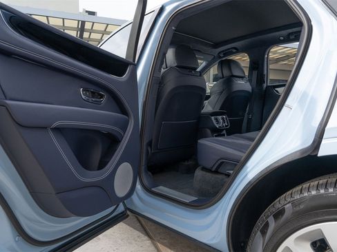New 2025 Bentley Bentayga image 42