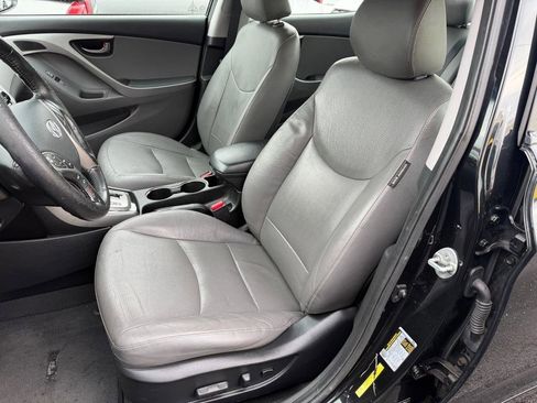 Used 2013 Hyundai Elantra Limited w/ Technology Pkg image 26