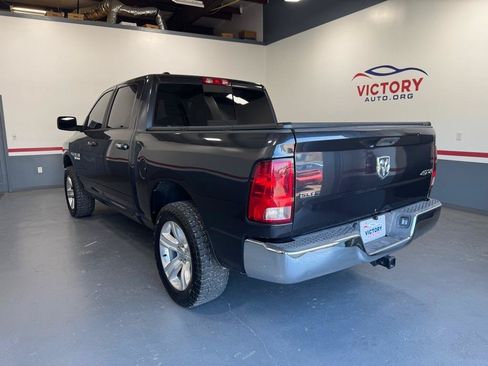 Used 2017 RAM 1500 Classic SLT AWD/4WD image 4