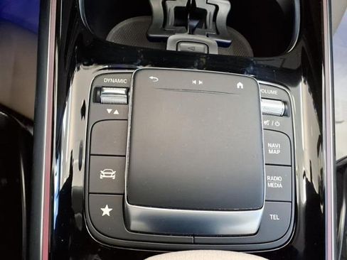 Used 2021 Mercedes-Benz GLA 250 image 28