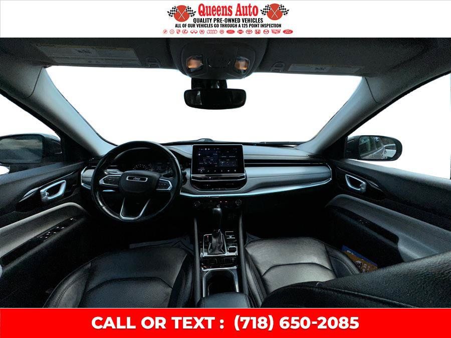 Used 2022 Jeep Compass Limited AWD/4WD image 25