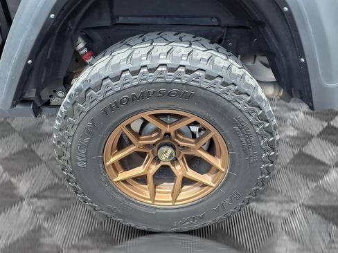Used 2021 Jeep Gladiator Rubicon w/ Cold Weather Group AWD/4WD image 21
