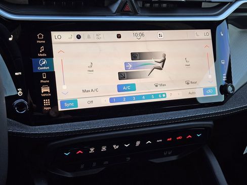 New 2026 Jeep Cherokee Laredo AWD/4WD image 18