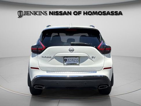Certified 2024 Nissan Murano SV FWD image 6