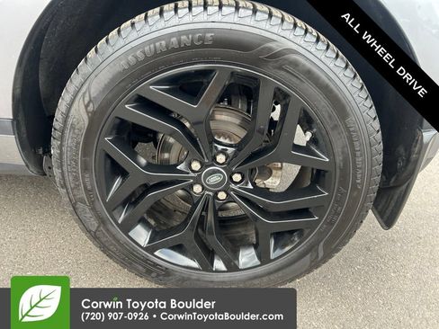 Used 2020 Land Rover Range Rover Evoque SE AWD/4WD image 32