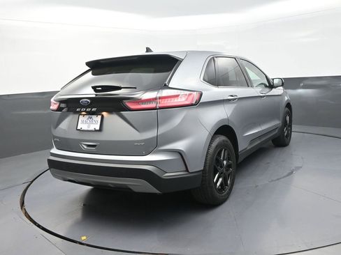Used 2023 Ford Edge SEL AWD/4WD image 11