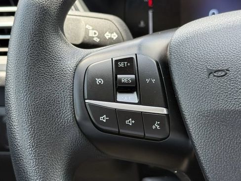 Used 2025 Ford Escape Active AWD/4WD image 11