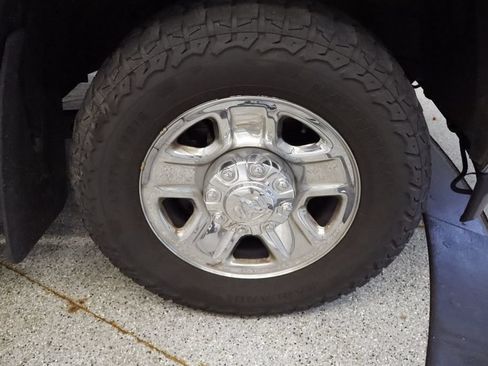 Certified 2024 RAM 2500 Tradesman w/ Chrome Appearance Group AWD/4WD image 11