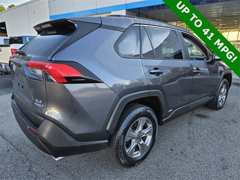 Used 2024 Toyota RAV4 XLE image 7