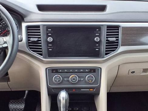 Used 2019 Volkswagen Atlas SE FWD image 8