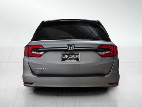 Used 2023 Honda Odyssey Elite image 4
