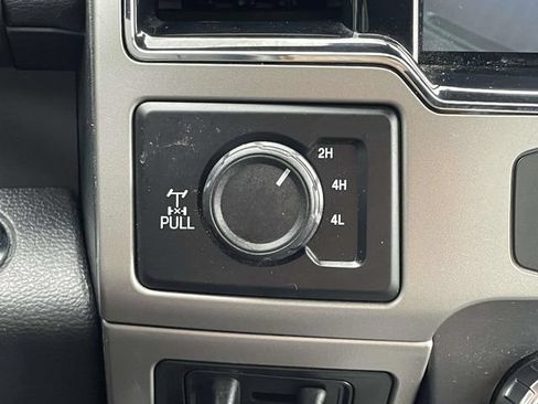 Certified 2022 Ford F250 Lariat w/ Lariat Ultimate Package AWD/4WD image 30