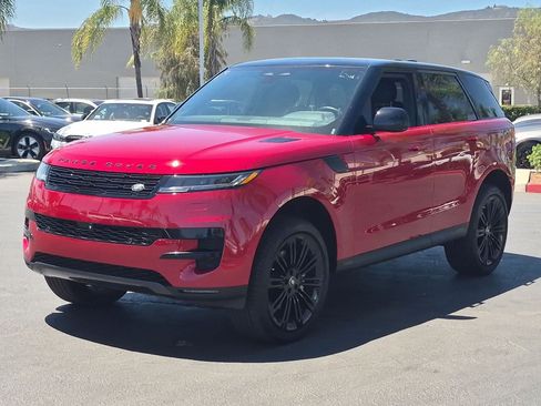 Used 2024 Land Rover Range Rover Sport SE AWD/4WD image 5