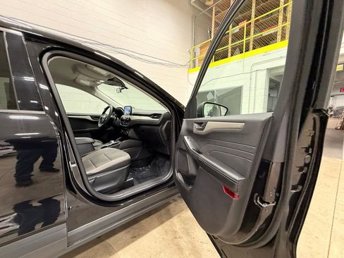 Used 2022 Ford Escape SE AWD/4WD image 39