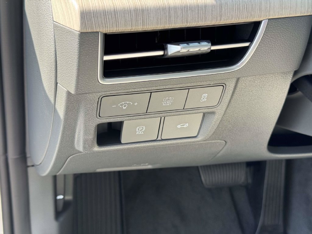 New 2026 Hyundai Sonata Blue FWD image 23