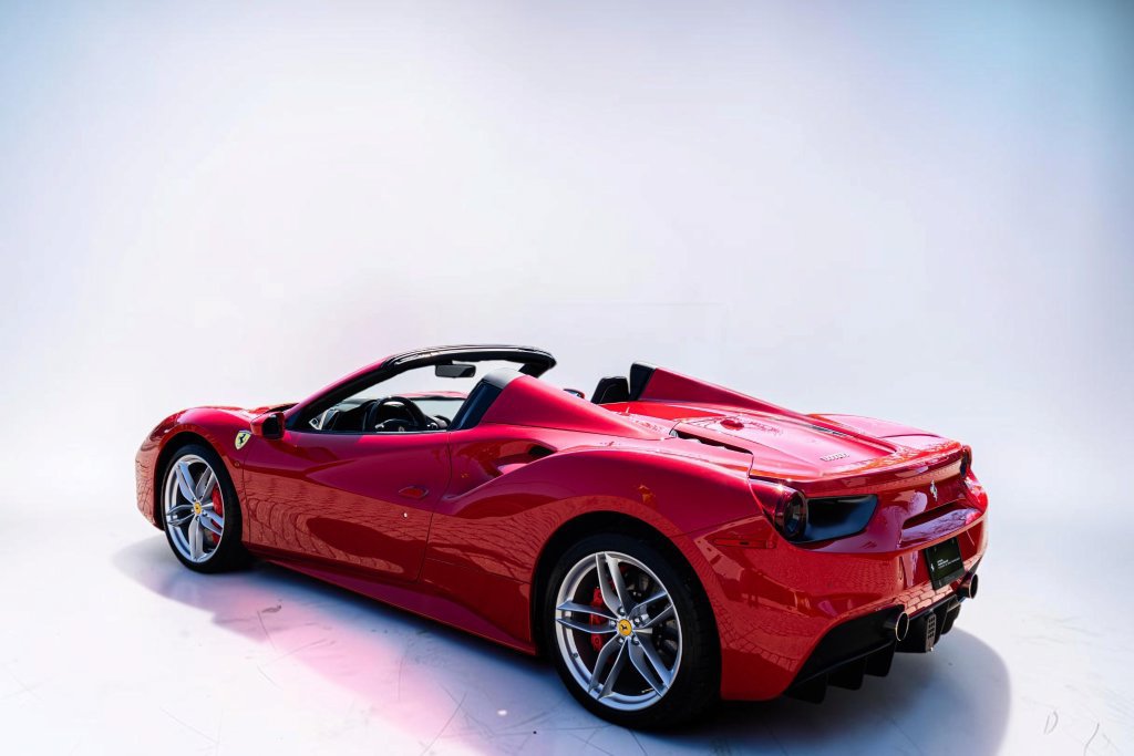Certified 2019 Ferrari 488 Spider RWD image 8