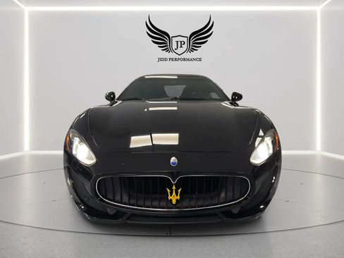 Used 2015 Maserati GranTurismo Sport RWD image 3