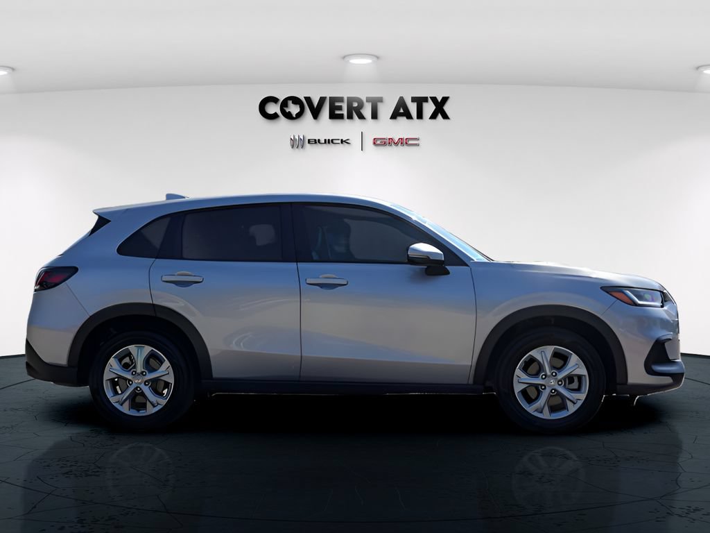 Used 2025 Honda HR-V LX image 8