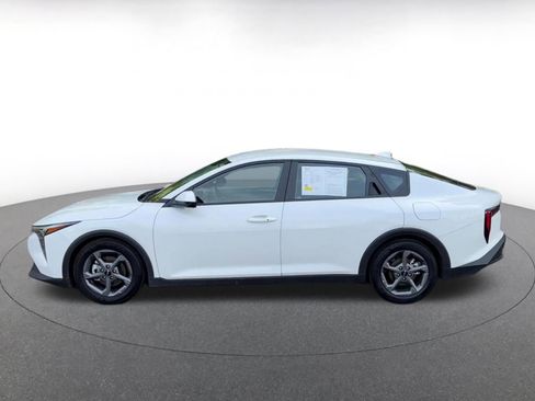 Used 2025 Kia K4 FWD image 9