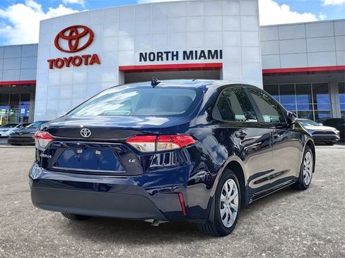 Used 2025 Toyota Corolla LE image 4