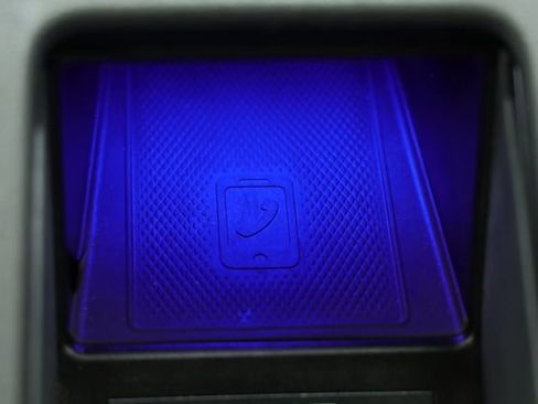 Used 2021 Volkswagen ID.4 Pro S w/ Gradient Package image 25