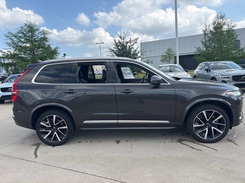 Certified 2024 Volvo XC90 B5 Plus w/ Protection Package Premier AWD/4WD image 4
