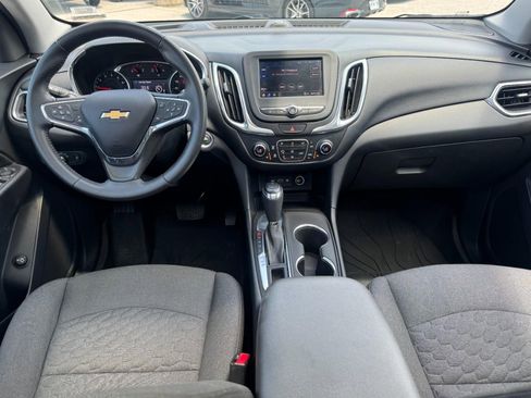 Used 2020 Chevrolet Equinox LT FWD image 12