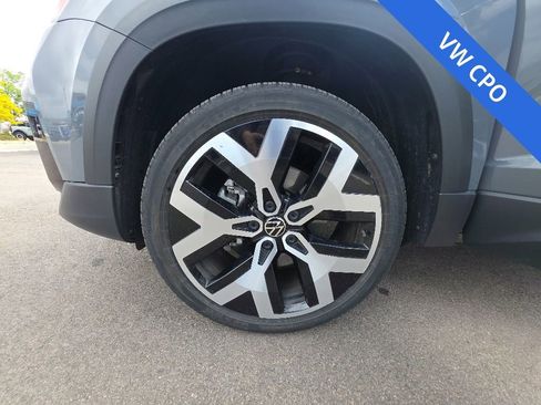 Certified 2023 Volkswagen Taos SEL AWD/4WD image 27