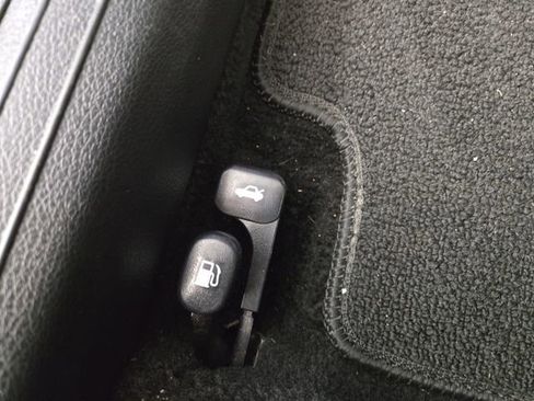 Certified 2023 Kia Forte LXS image 25