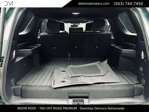 Used 2025 Toyota 4Runner TRD Off-Road Premium AWD/4WD image 46