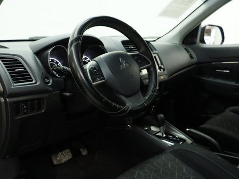 Used 2024 Mitsubishi Outlander Sport ES AWD/4WD image 6