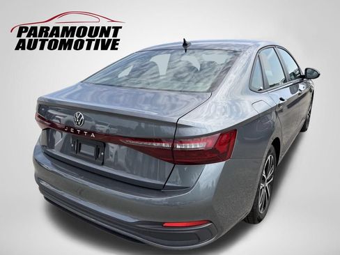 Used 2025 Volkswagen Jetta Sport FWD image 5