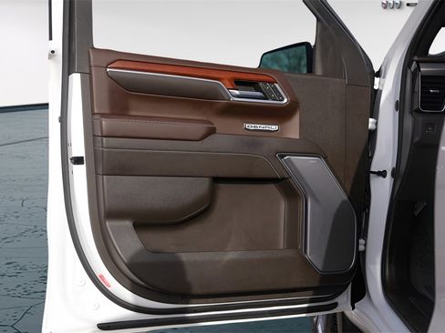 Used 2023 GMC Sierra 1500 Denali w/ Denali Reserve Package image 26