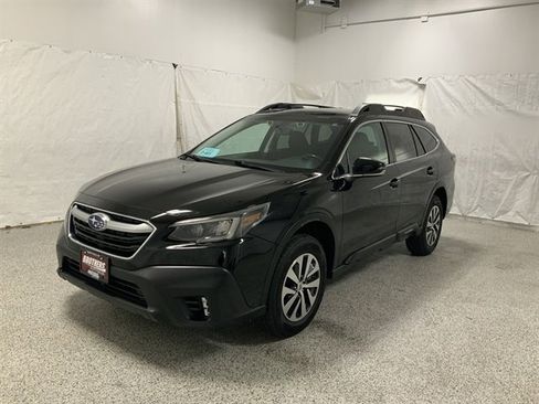 Used 2022 Subaru Outback Premium w/ Popular Package #1 image 2